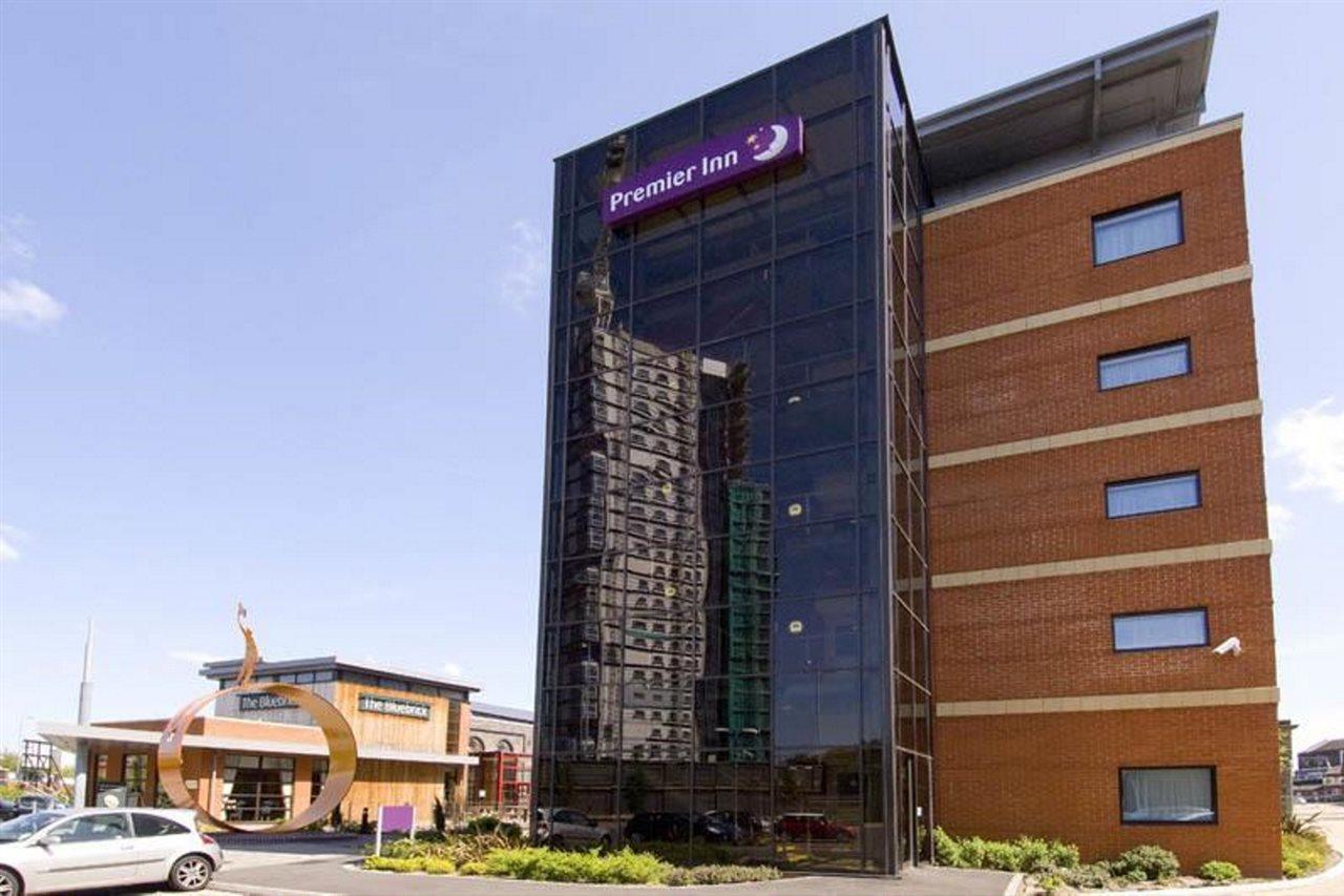 Premier Inn Wolverhampton City Centre Exterior foto
